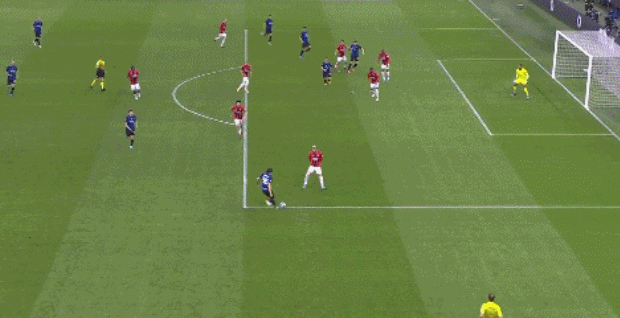 莱万：现在最好不要谈论亚马尔；合同的事我不着急