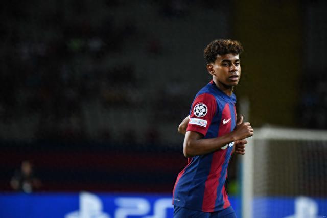 杜兰特祝贺哈登常规赛得分跻身历史前十：传奇